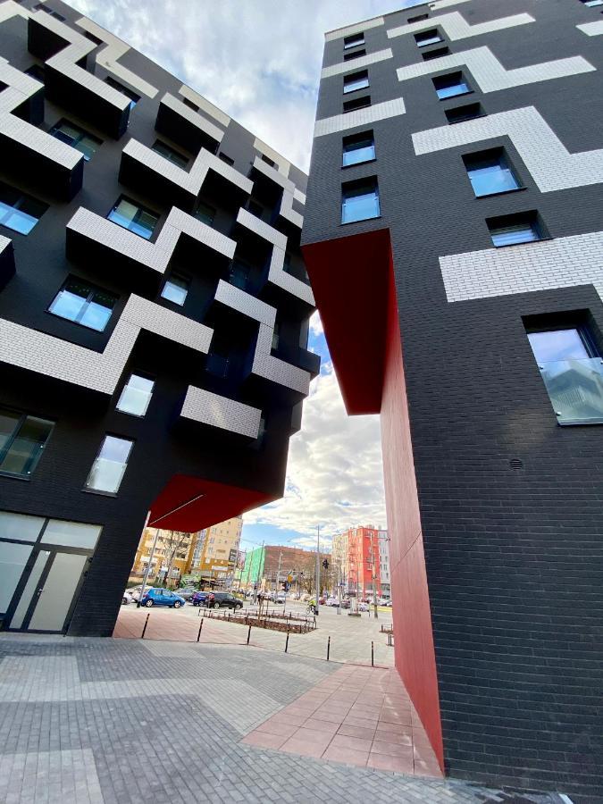 Grey House + Free Parking Appartement Wrocław Buitenkant foto